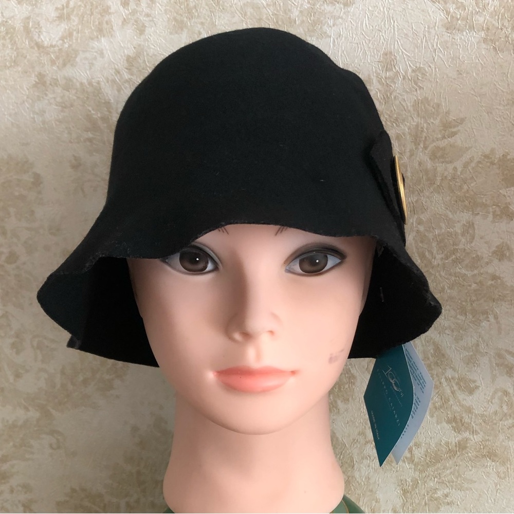 BNWT Filippo Catarzi wool hat